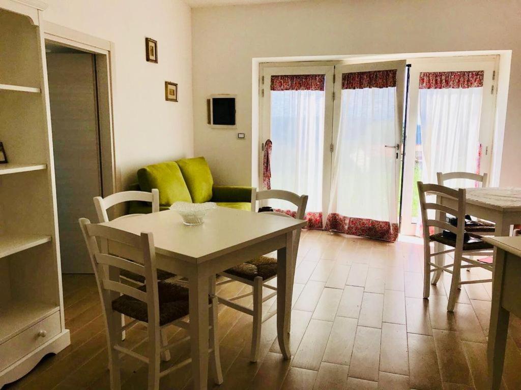 Residence Villa Gioia San Severino Lucano Luaran gambar